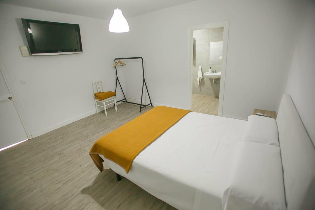 Hostal El Pinar Cadiz Puerto Real Exterior photo